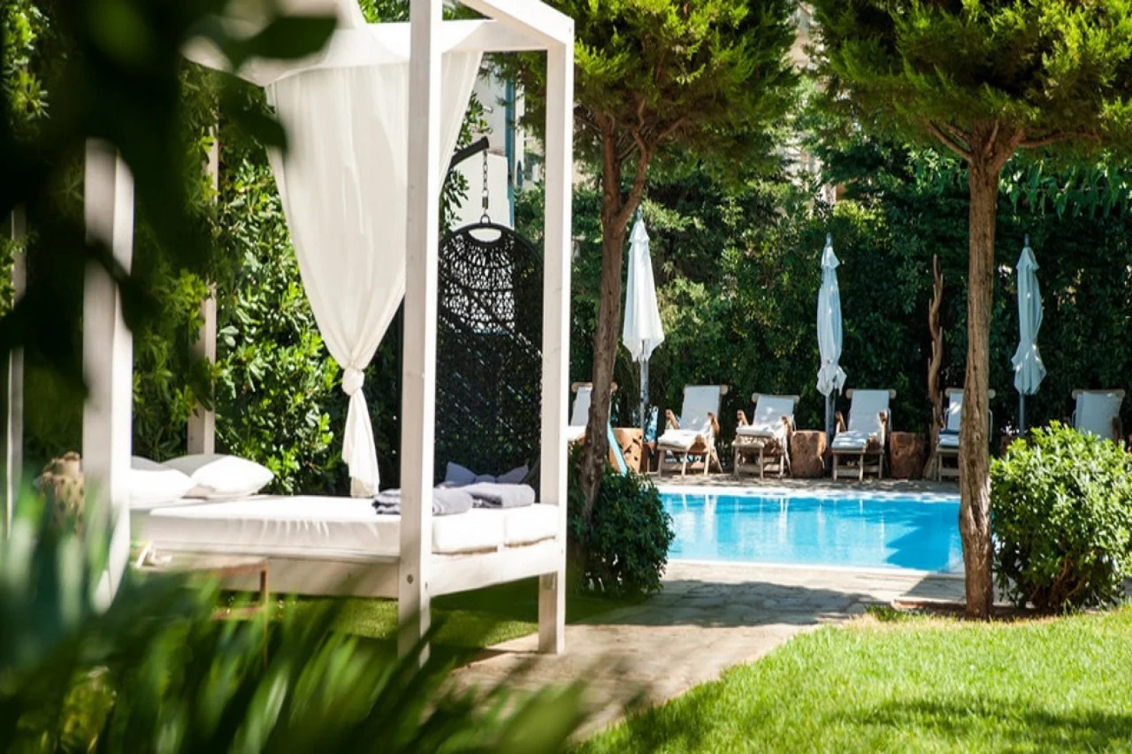 Sea View Cityscape Hotel