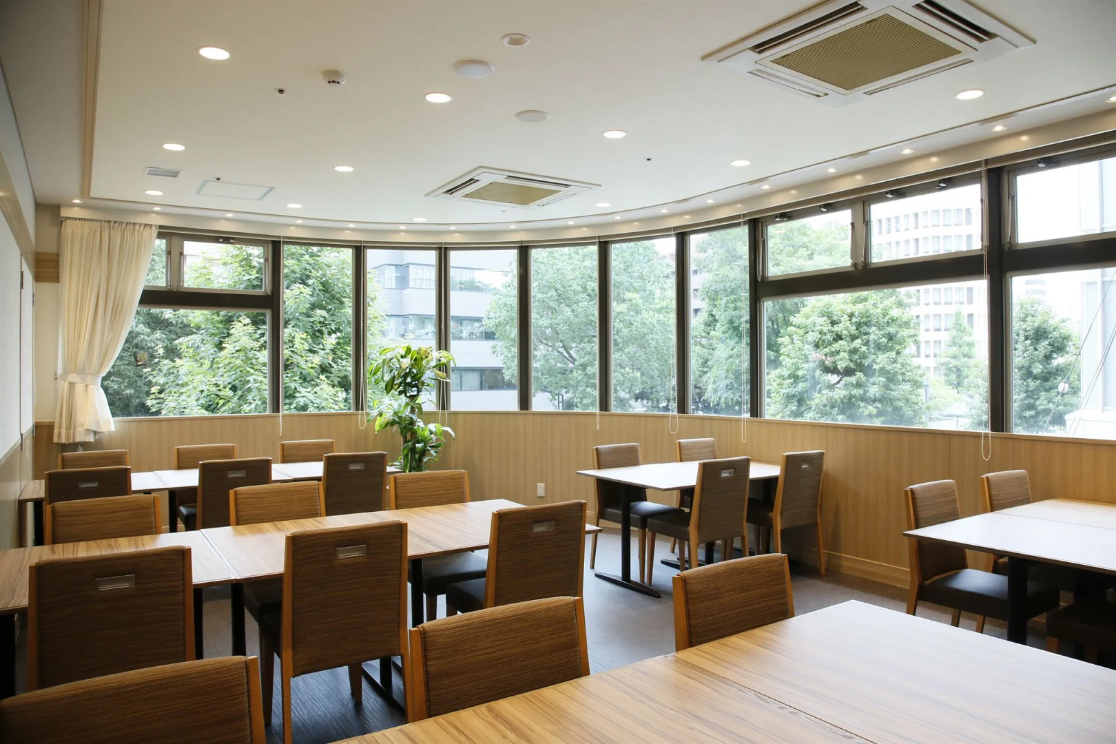 Отель Okayama Koraku 