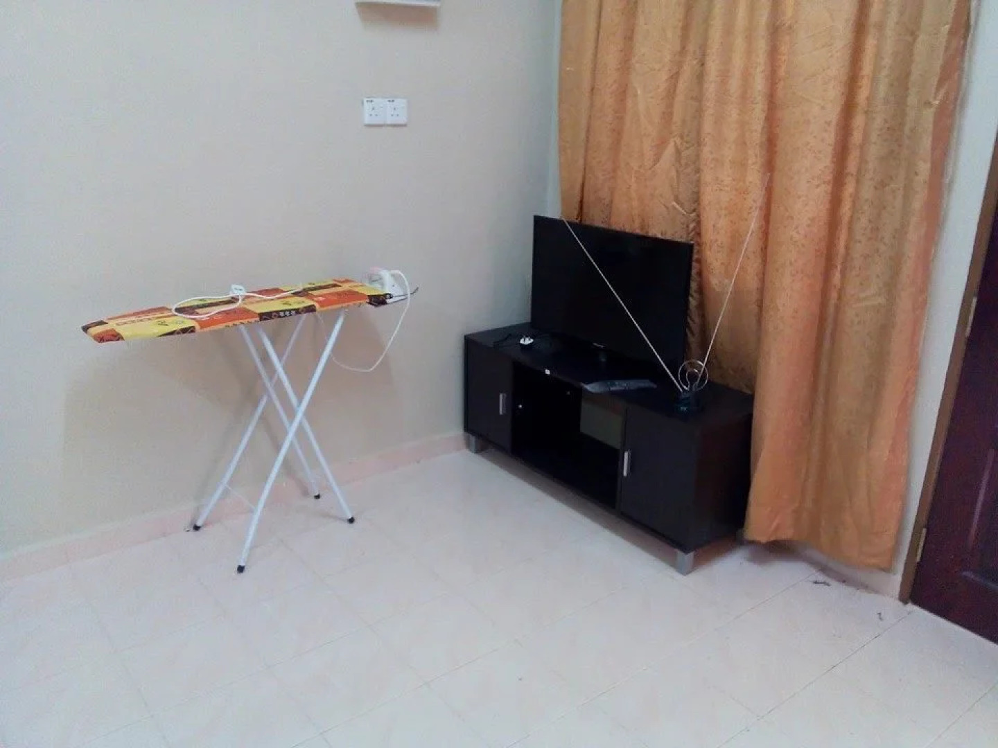 Hasyam Guest House - Kok Lanas