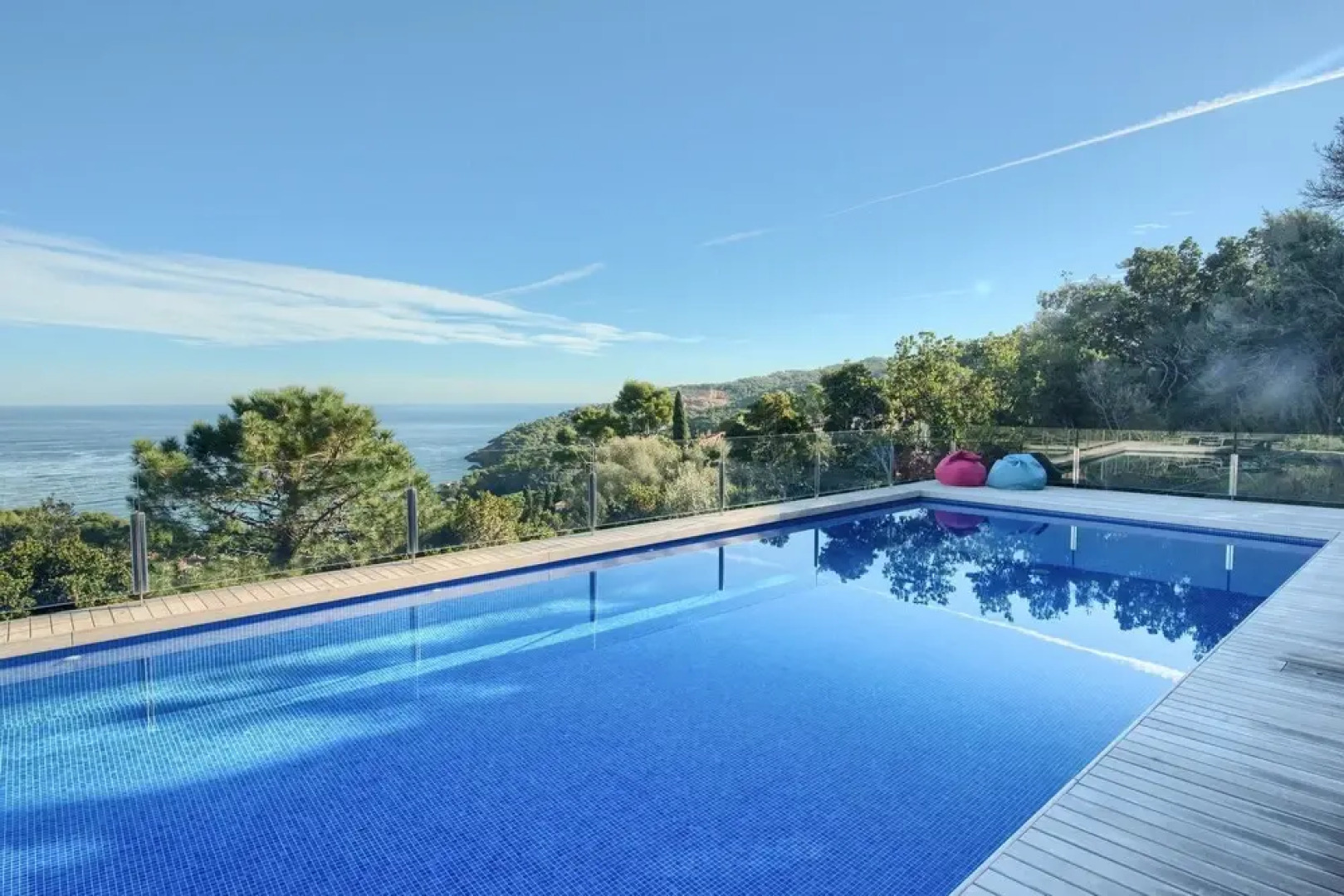 6 bedroom villa with sea views & pool in Sa Riera, Begur (H34)