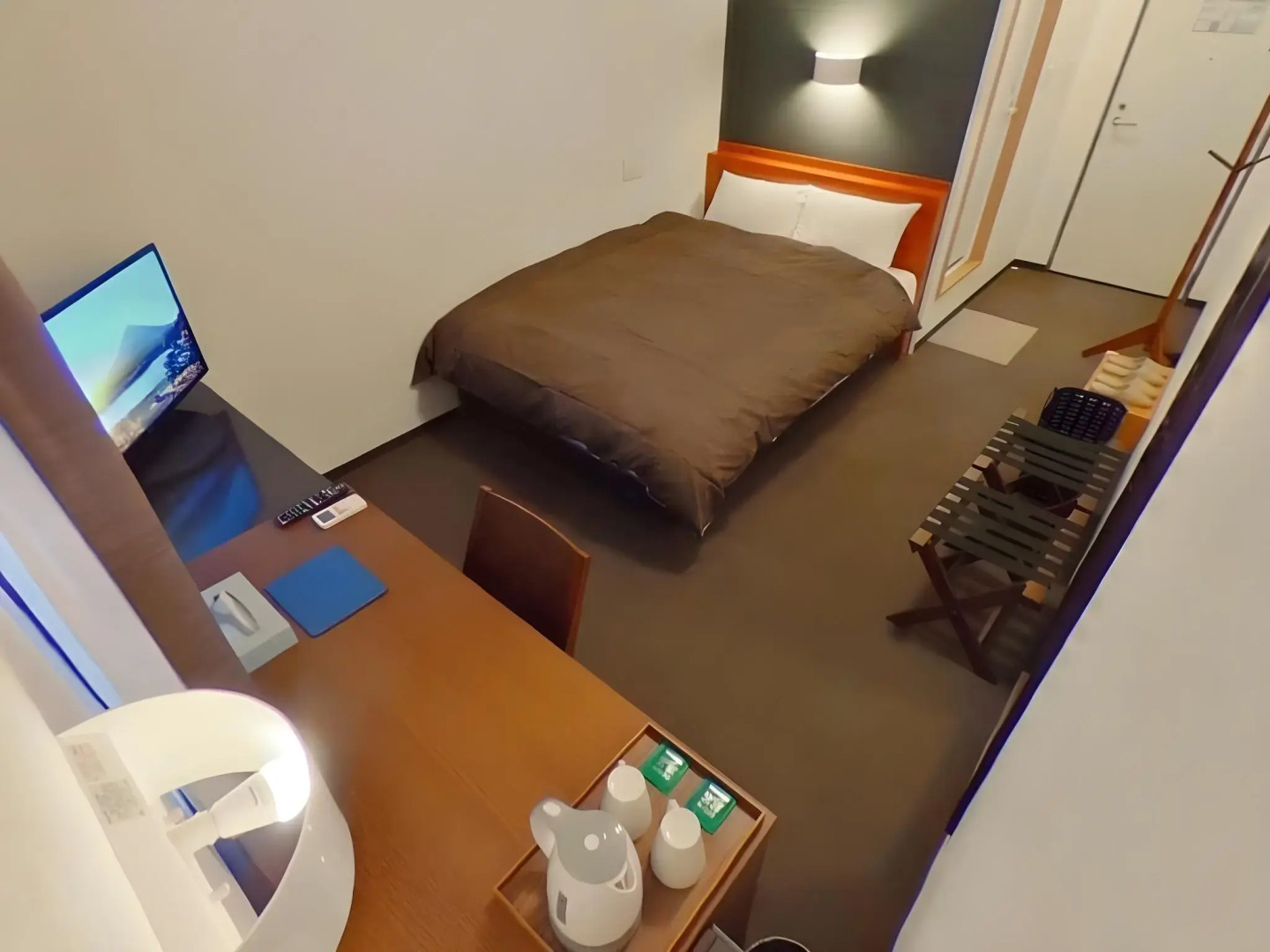 Shirakawa Business Hotel