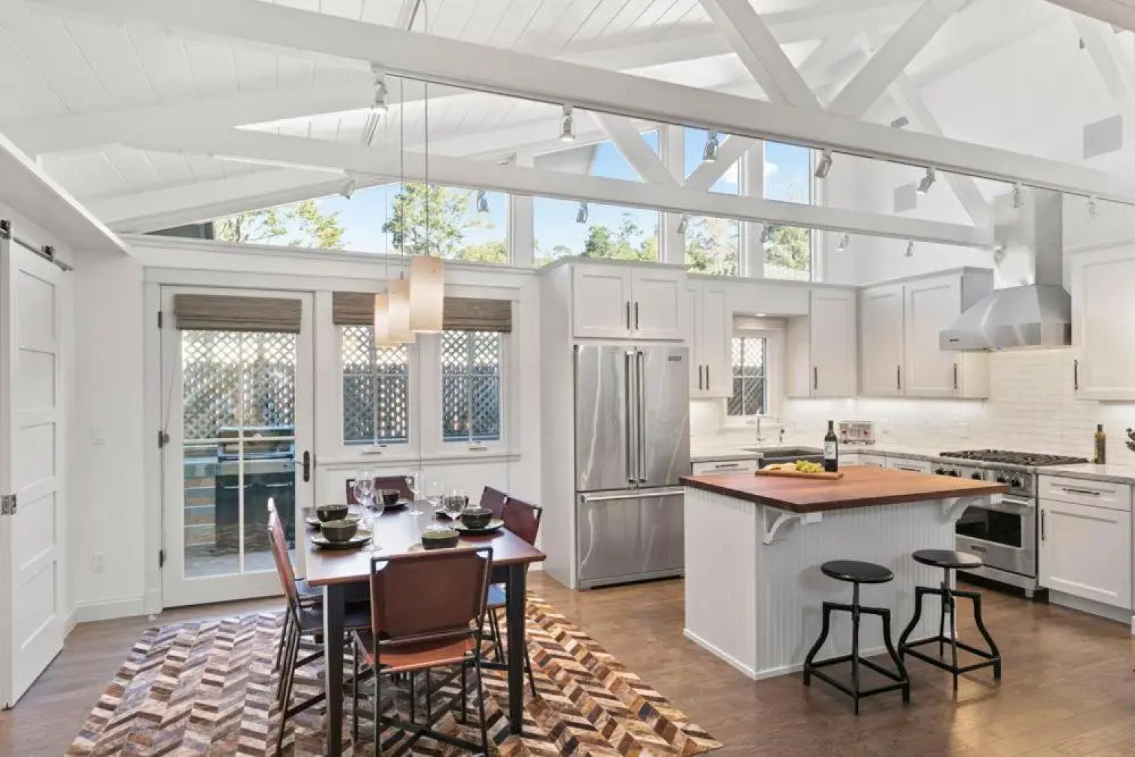 Beautiful Remodeled Home 30 night min