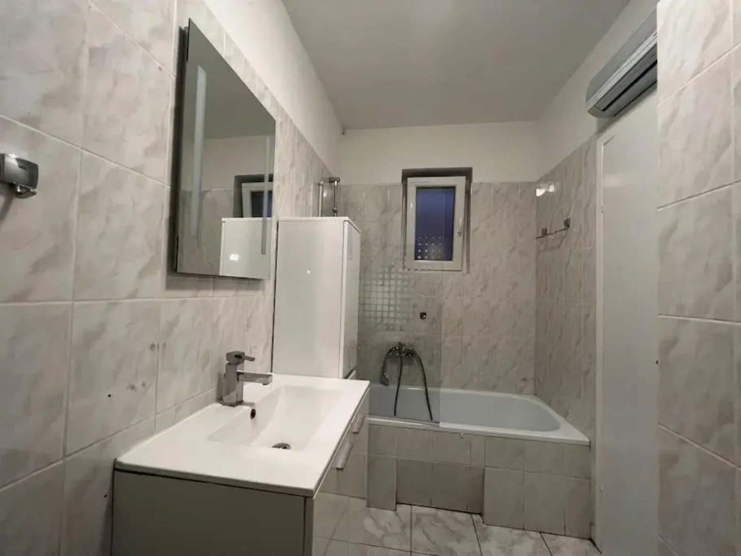 Studio Vesna with a terrace and sea view