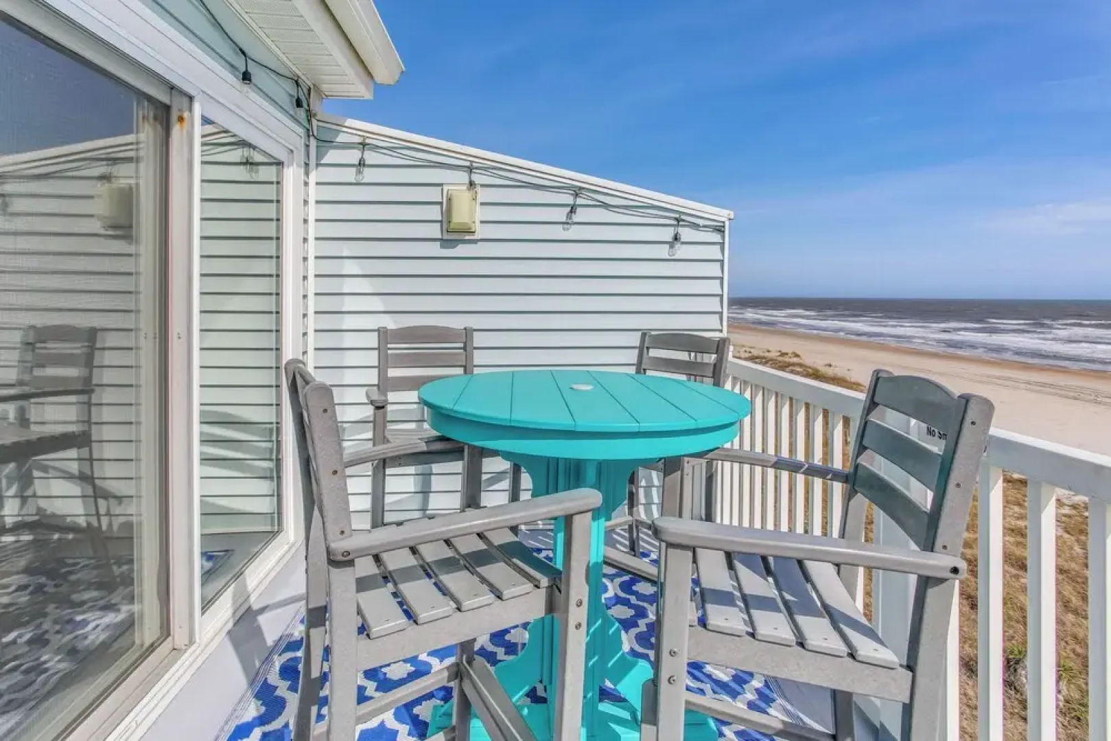 'salt & Light' Oceanfront Condo w/ Pool & Elevator