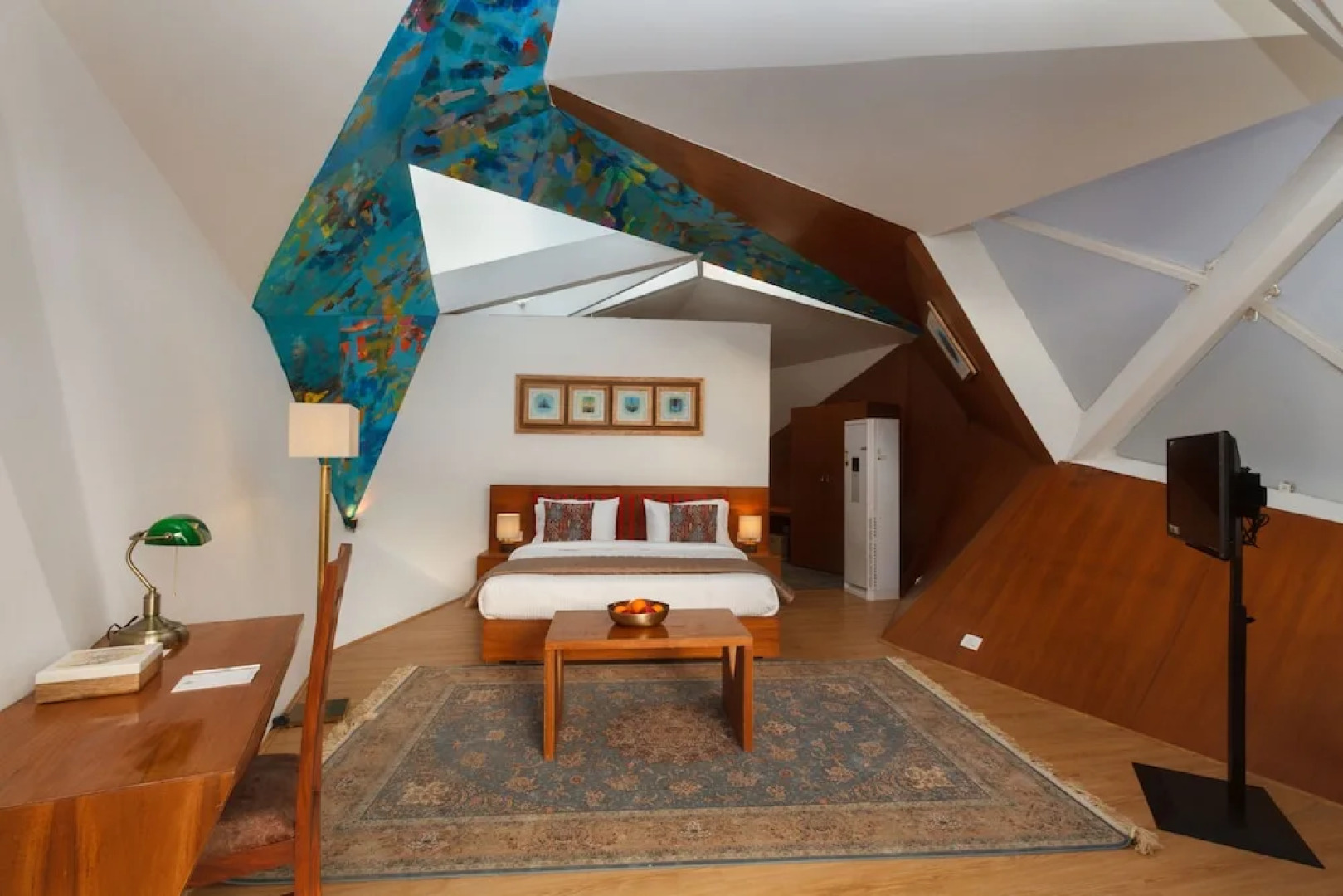 Tree of Life Eila Art Hotel