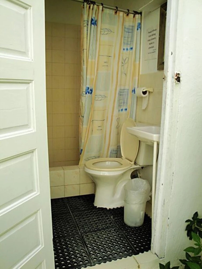 Blue Wave Guest House