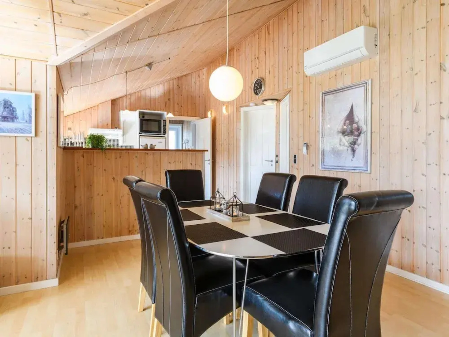 6 Person Holiday Home in Hemmet
