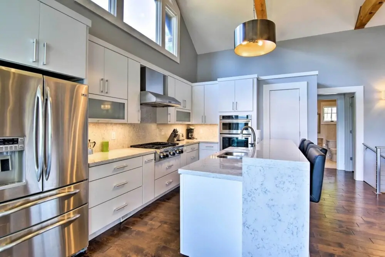 Lake Santeetlah Home w/ Gas Grill, Walk to Marina!