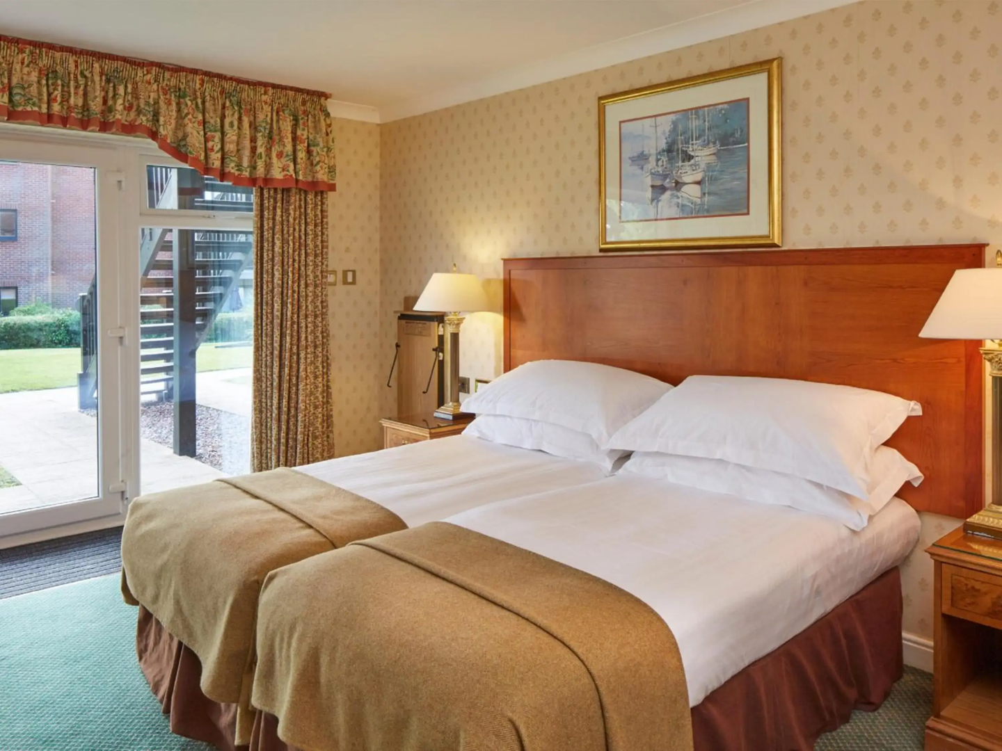 Elmers Court Hotel