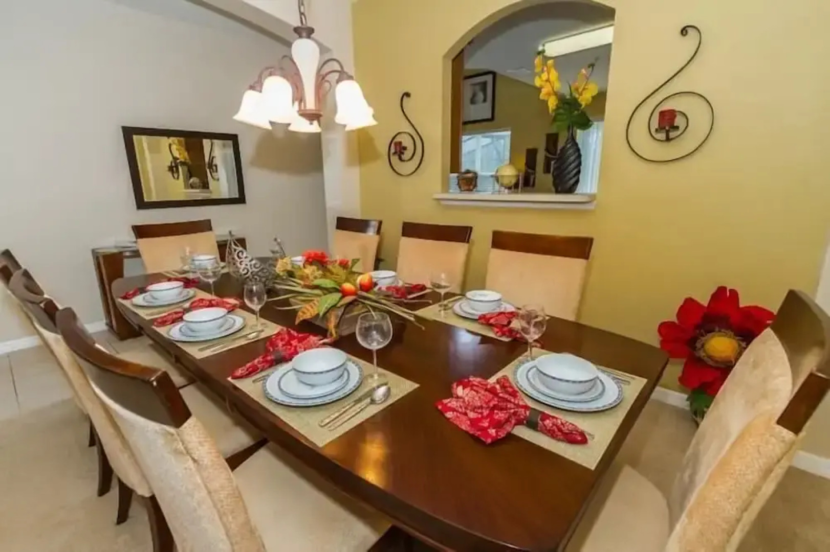 Amazing 6 Bedrooms 4 Baths 1028ocb