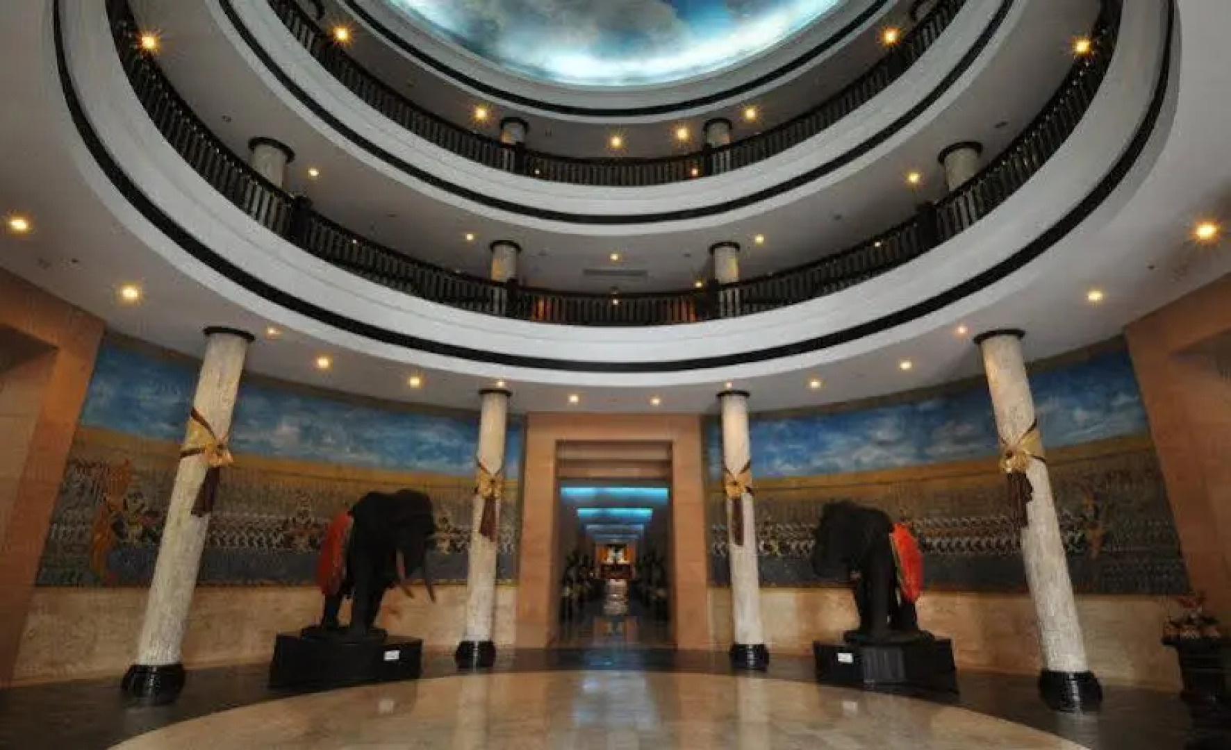 Iyara Lake Hotel & Resort