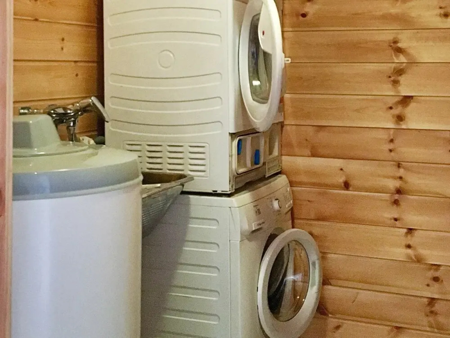 6 Person Holiday Home in Stord