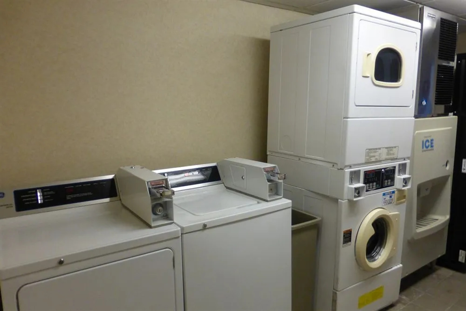 Red Roof Inn California, Md - Navair