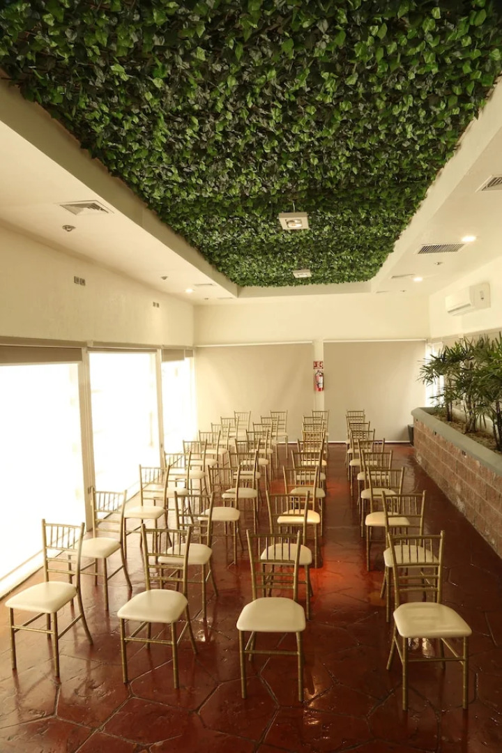 Copper Canyon Boutique Hotel