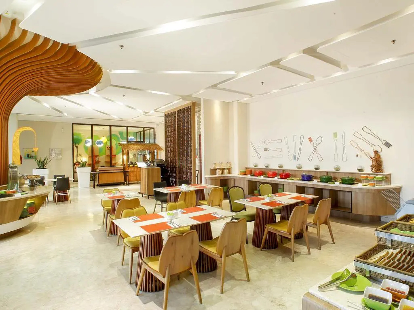 Grand Livio Kuta Hotel