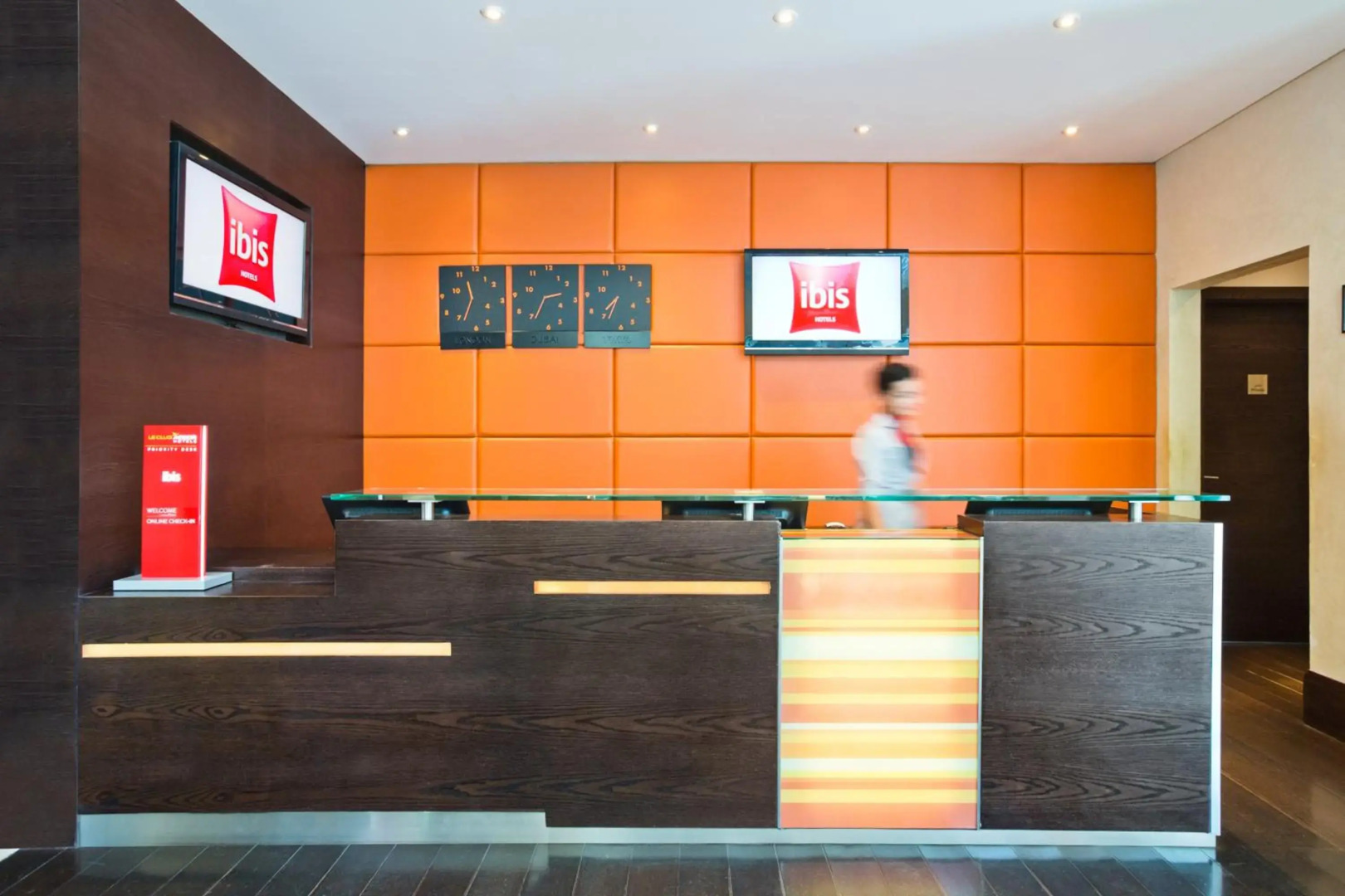 Отель ibis Al Rigga