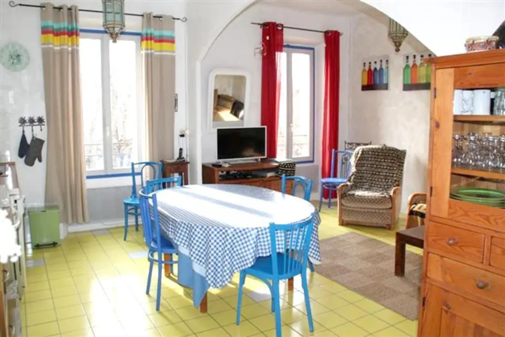 Maison de 3 chambres avec vue sur la ville jardin clos et wifi a Reillanne