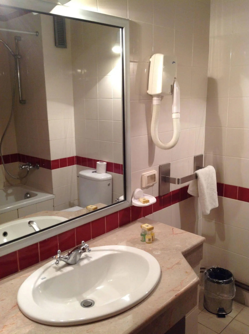 El Hana International