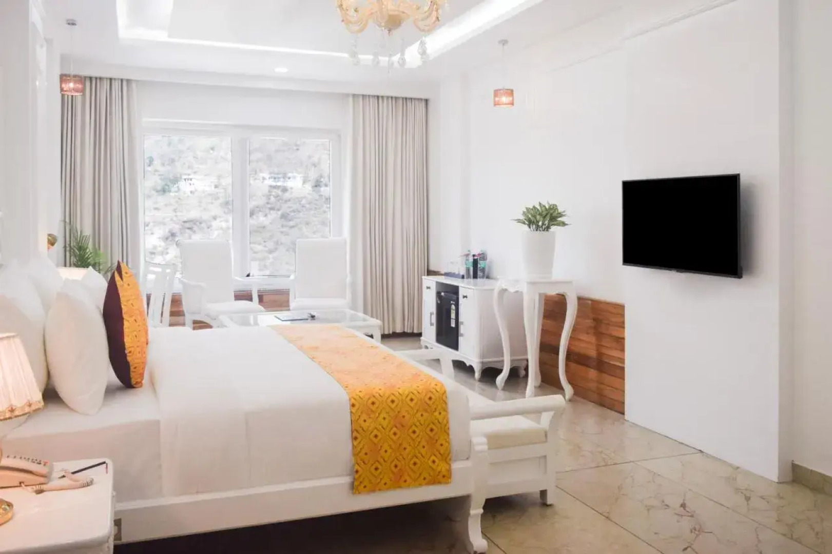 Sterling Kastoori Rudraprayag