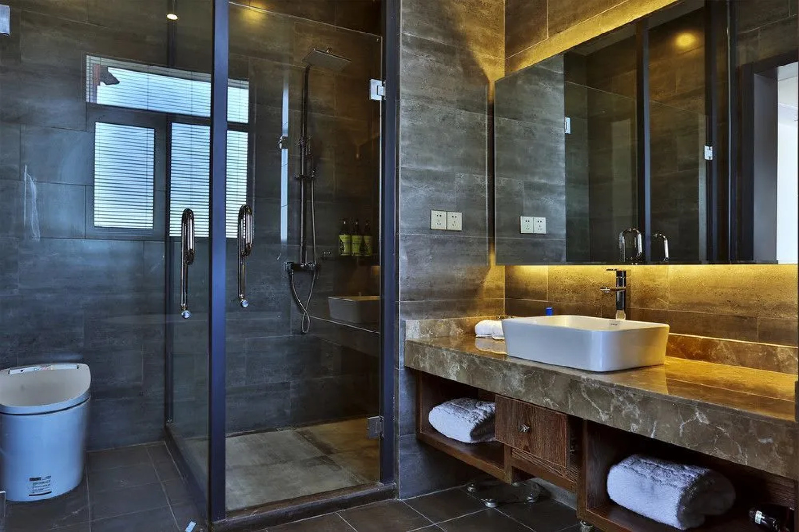 Tianmu Lake Pu Yue Yun Di