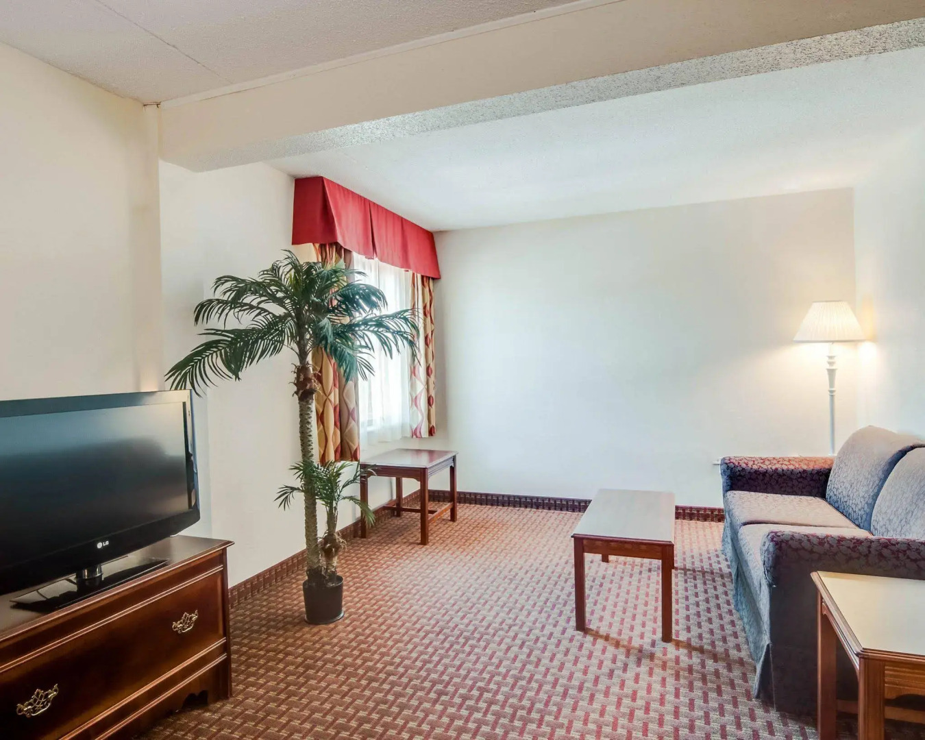 Spark by Hilton Lexington