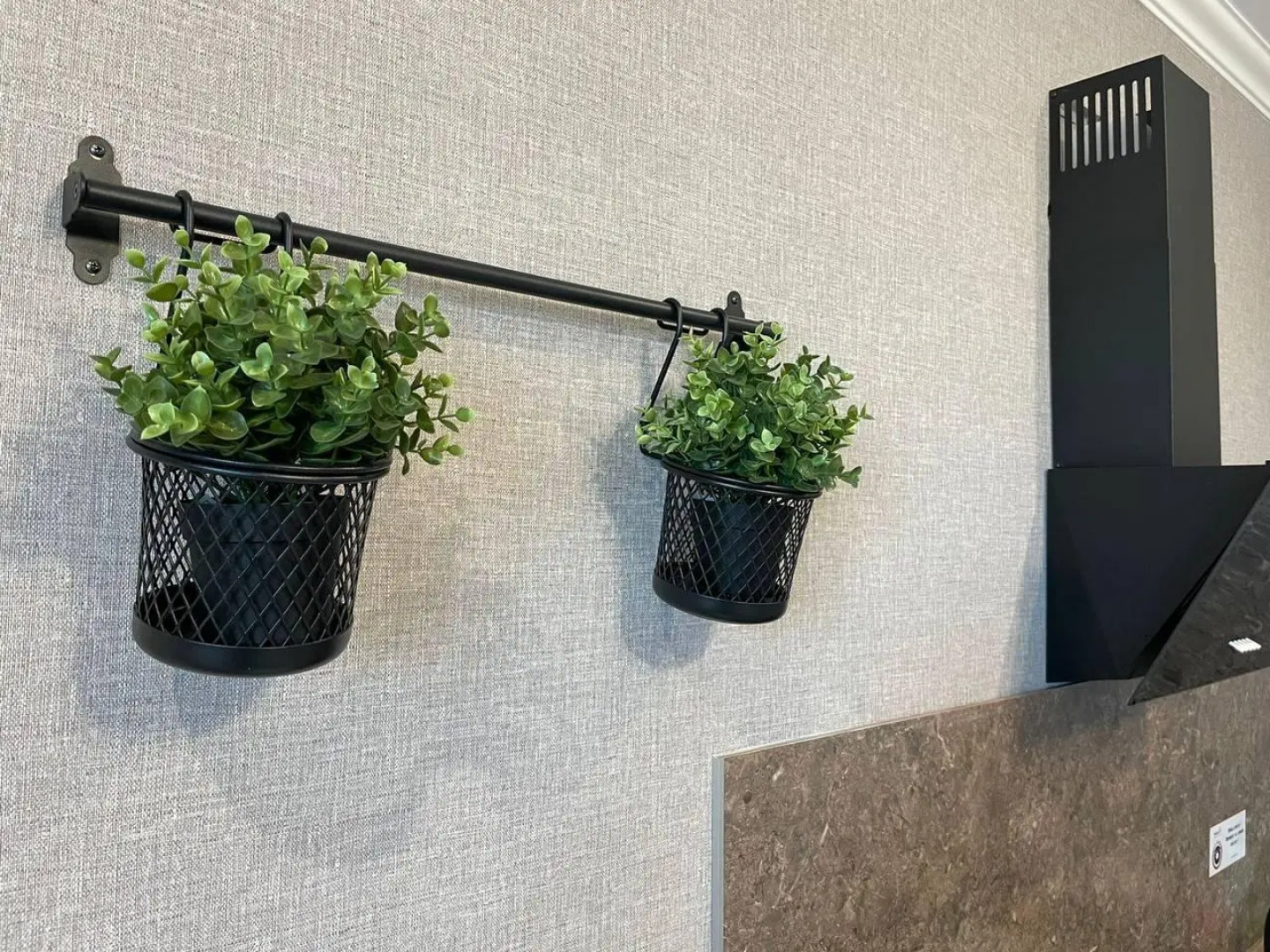 ЖивиТУТ на улице Партизанская 199