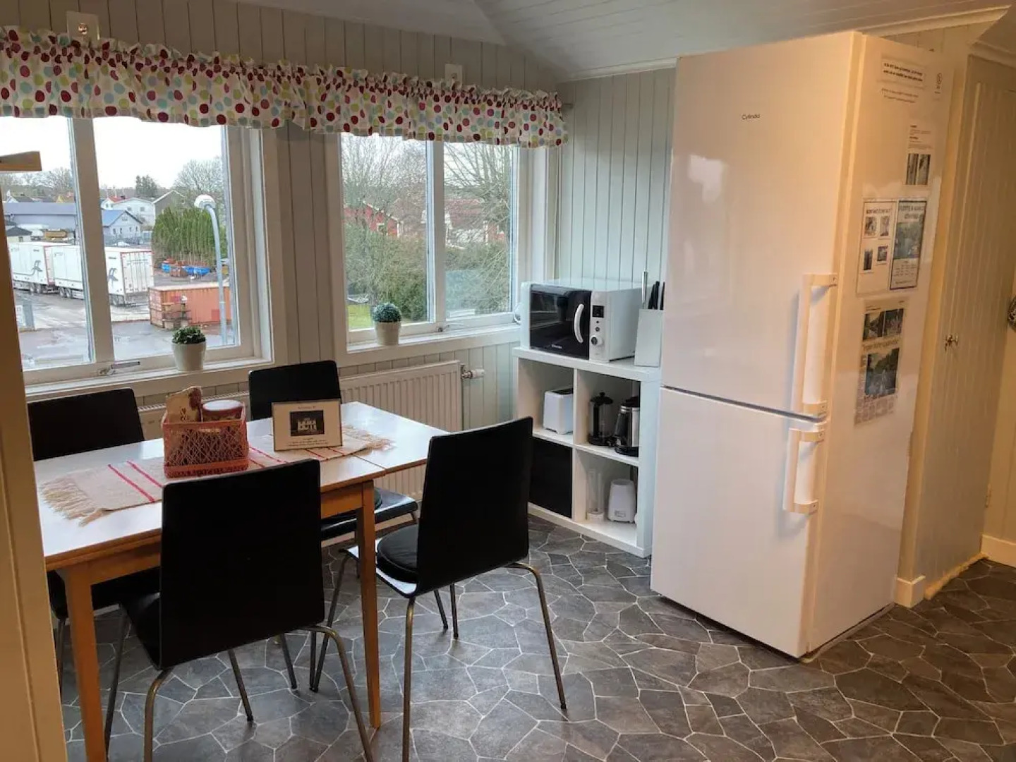 Snickaren Vandrarhem Own apartments