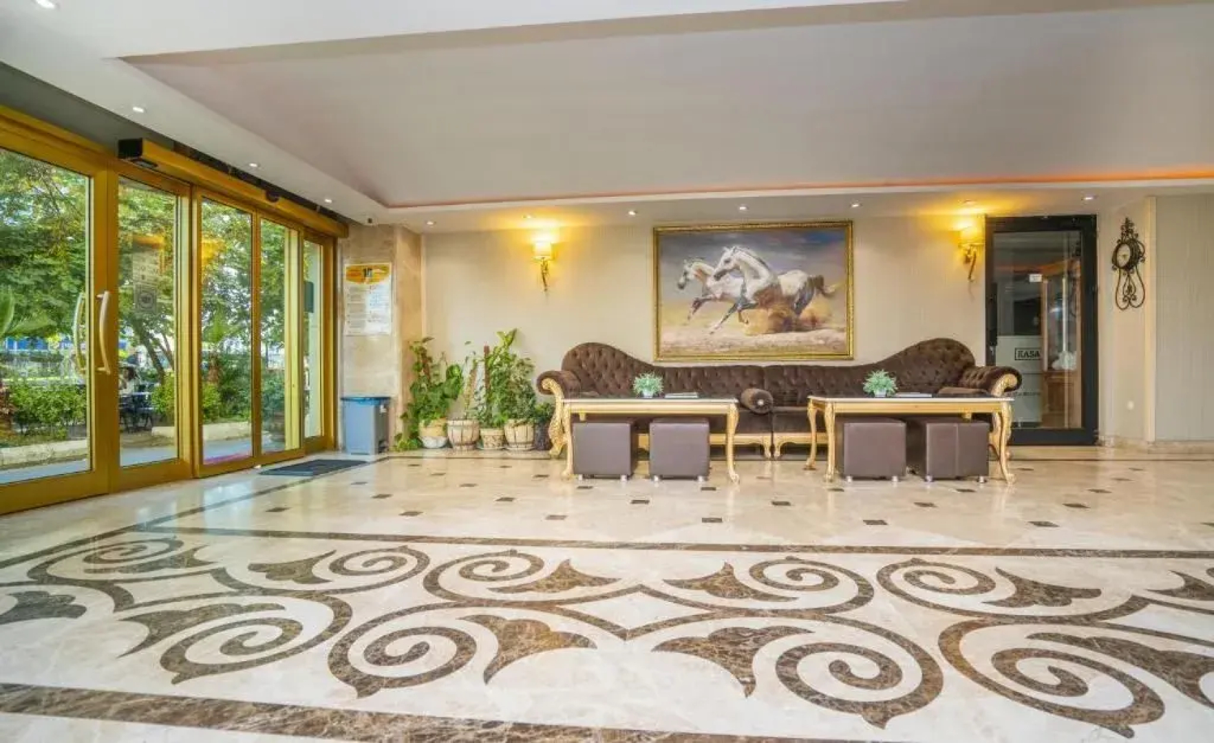 Kunlun Kensington Hotel