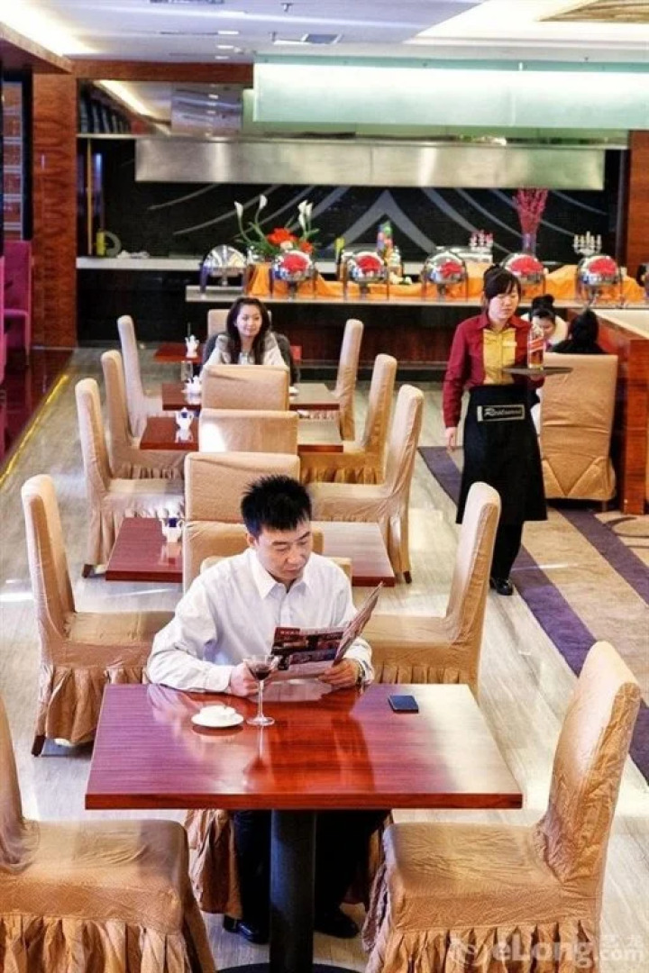 Erdos Sunshine Lateqi Ost Hotel