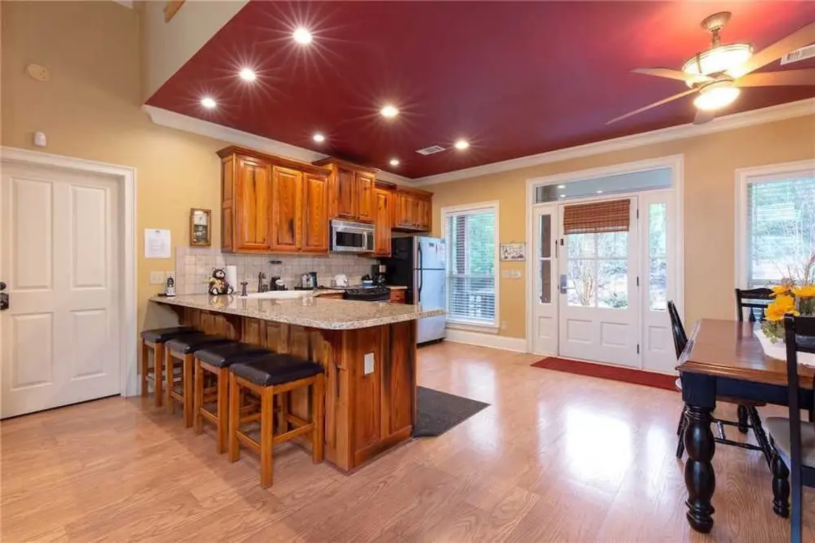 Cajun Spice - Two Bedroom Cabin