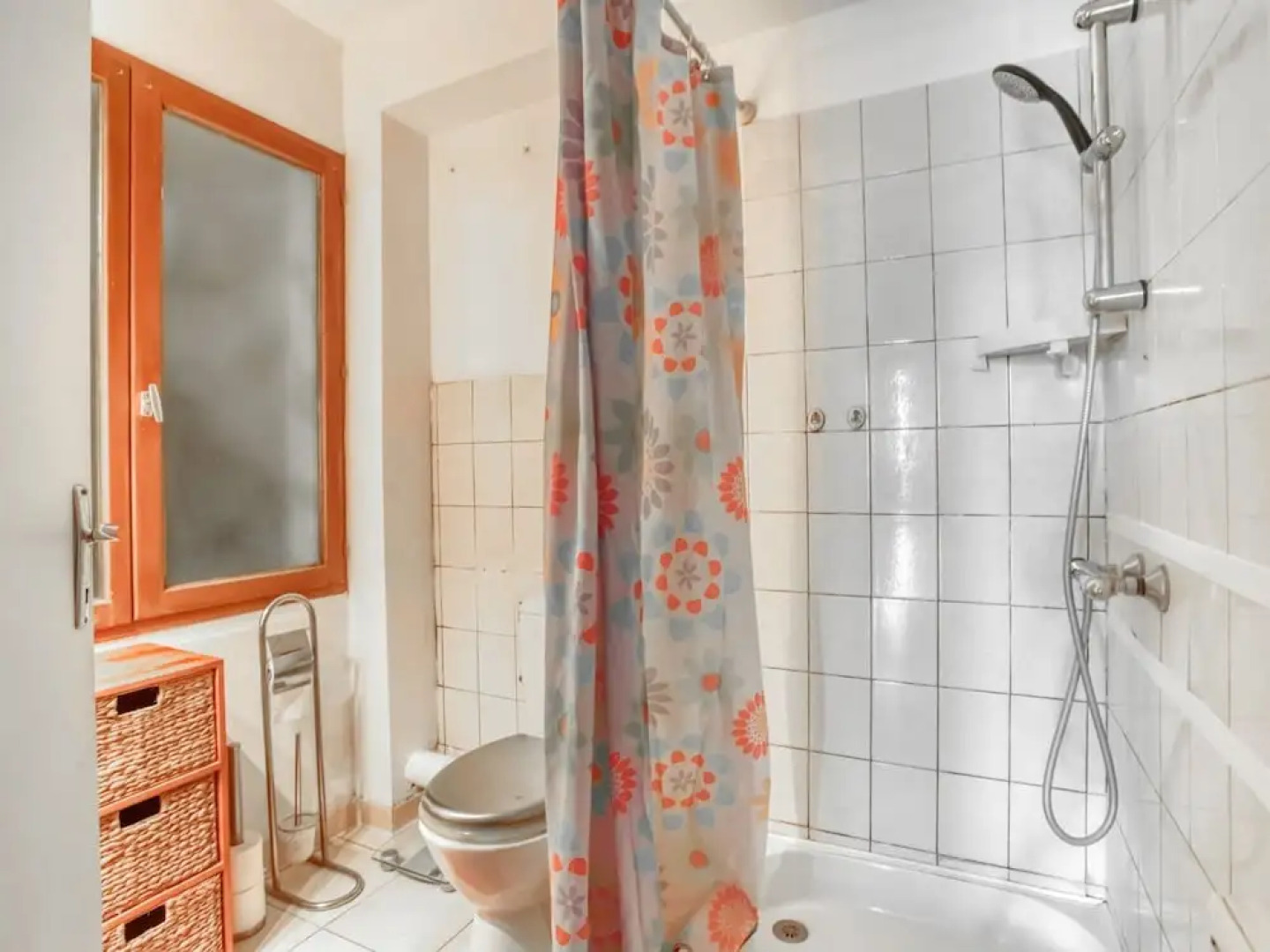 Quiant Holiday Home in Azille With Terrace