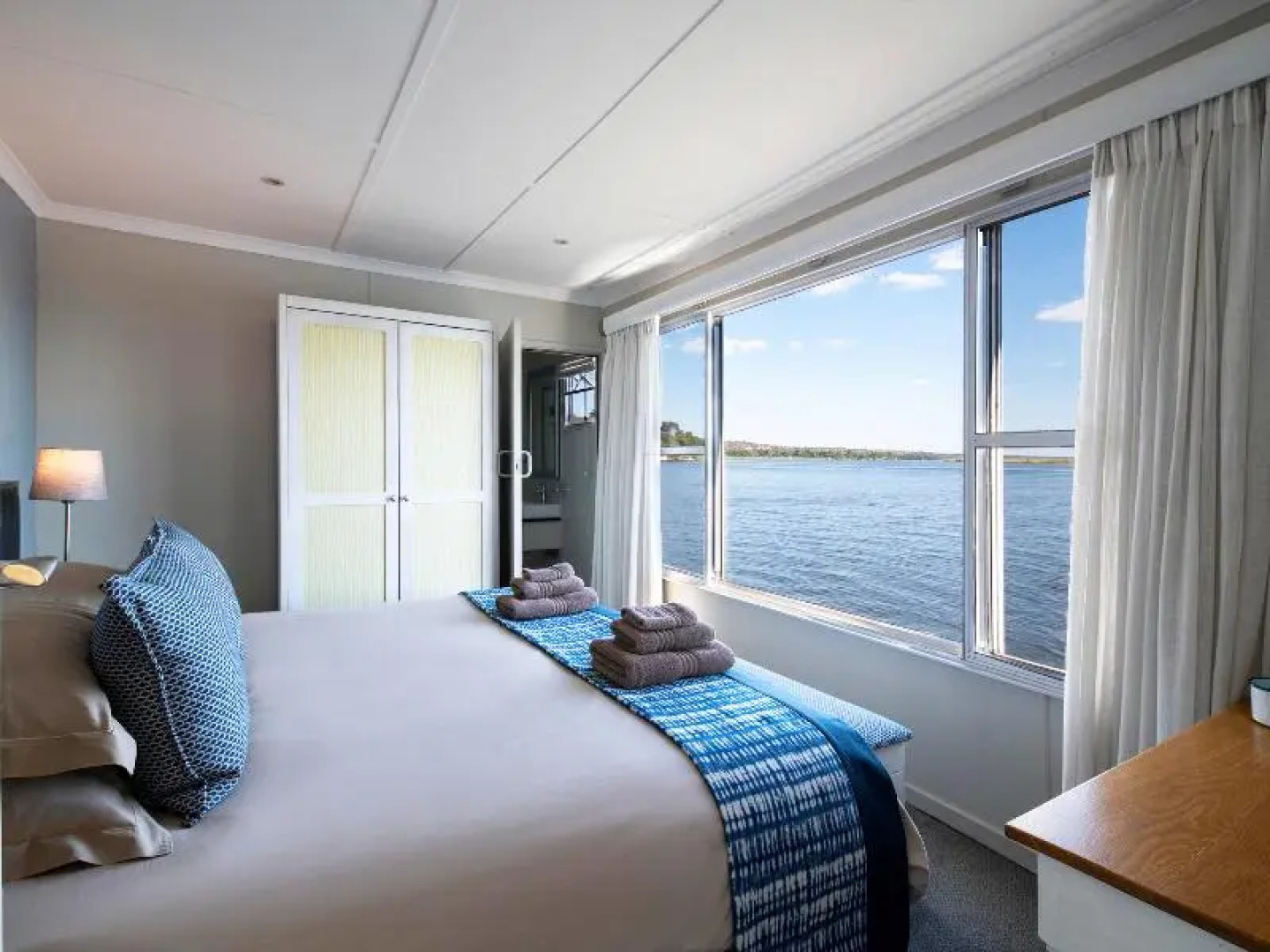 Chobe Princesses by Mantis