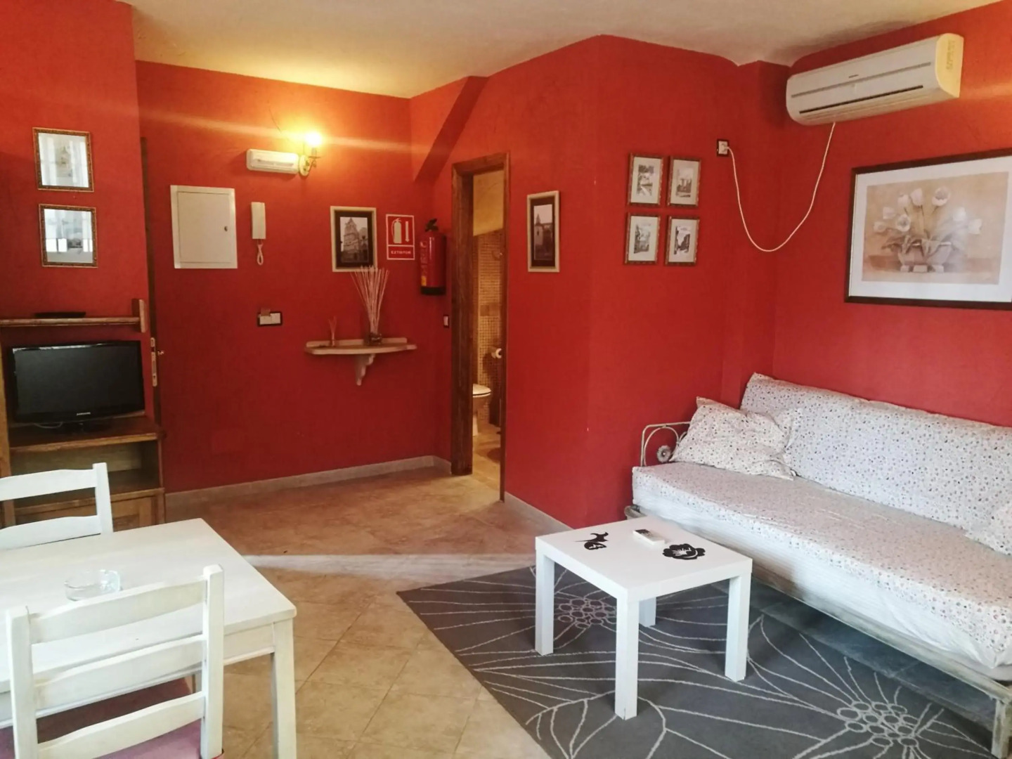 Apartamentos Melchor De Liñan