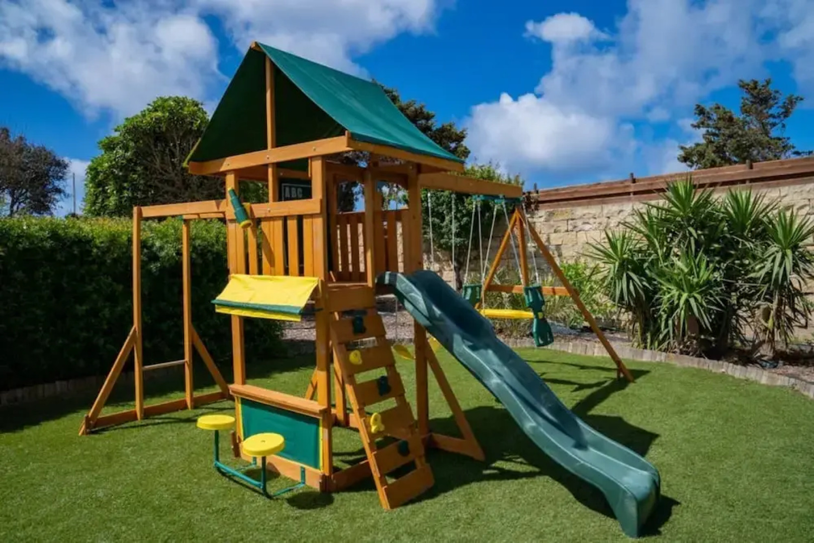 Villa Munqar 3 Bedroom Villa With Private Pool