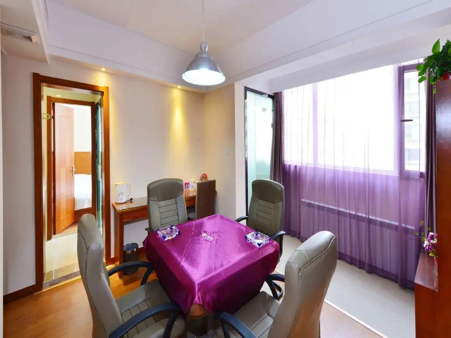 Qingdao Feitong Digital Hotel