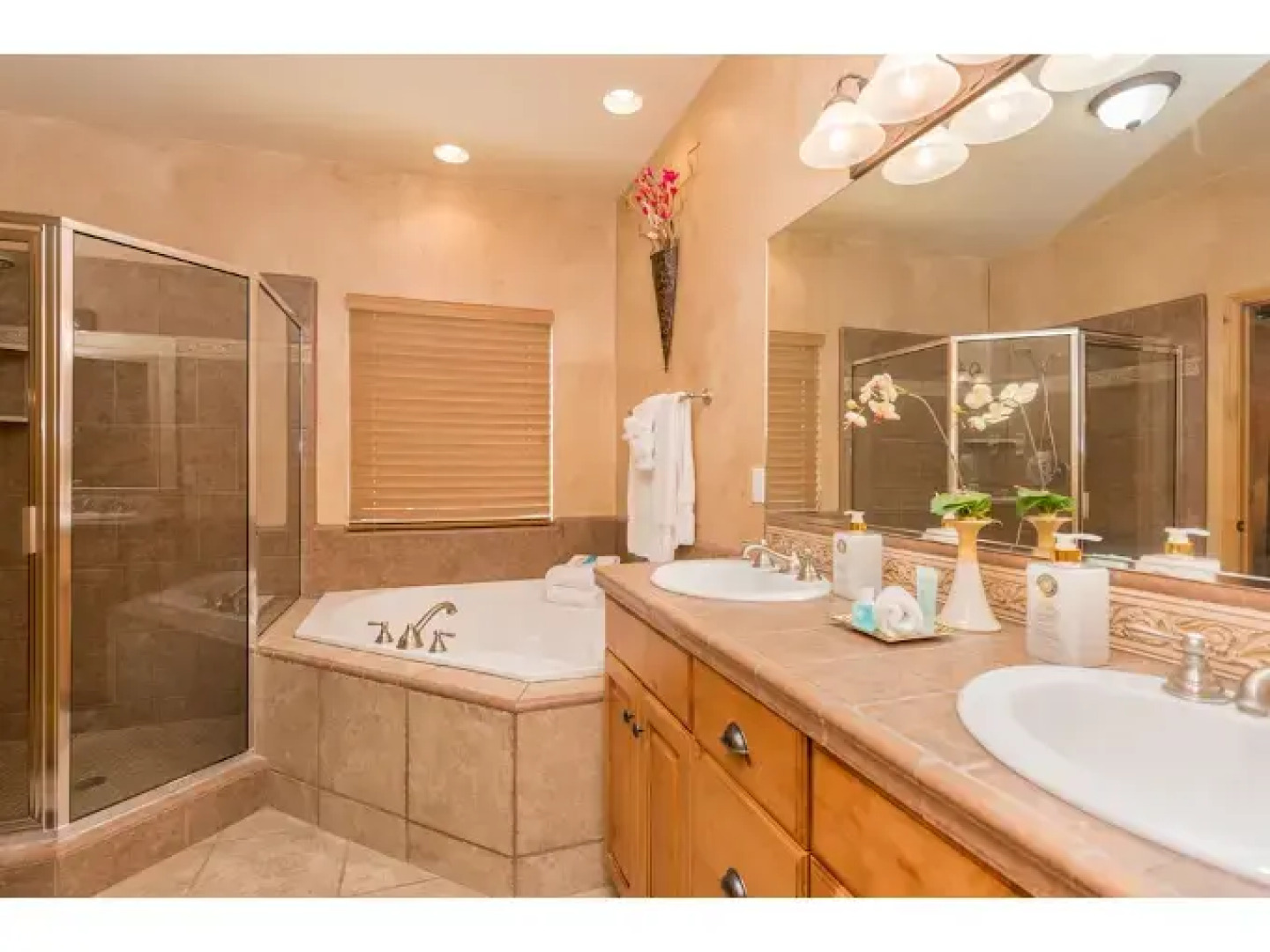 Luxury Townhouse in Mountains