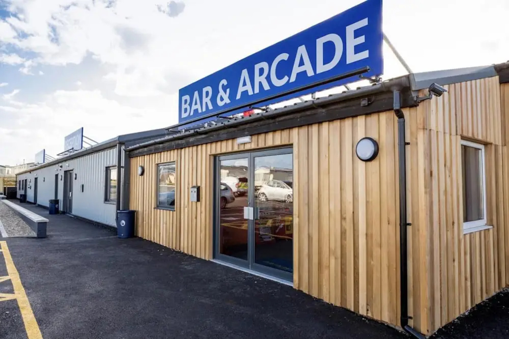 Holiday Park Caravan Fluffy in Harts Holiday Park