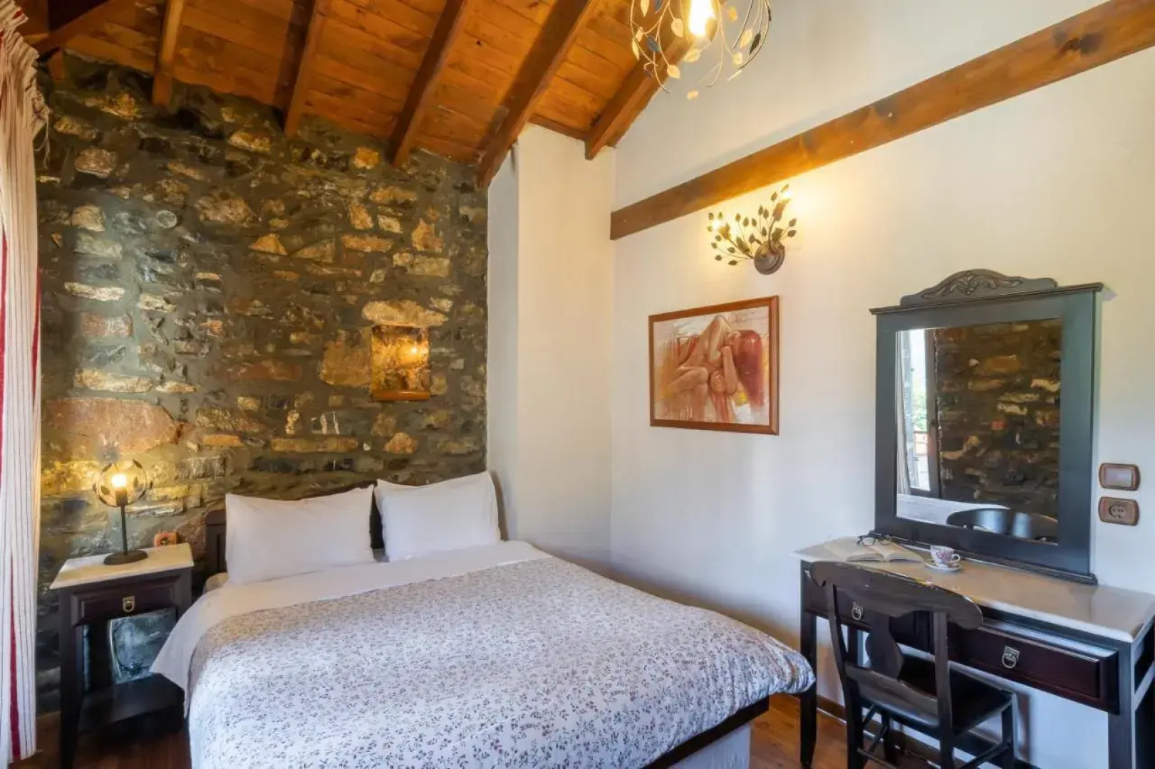 Rouga Mountain Boutique Suites & Spa