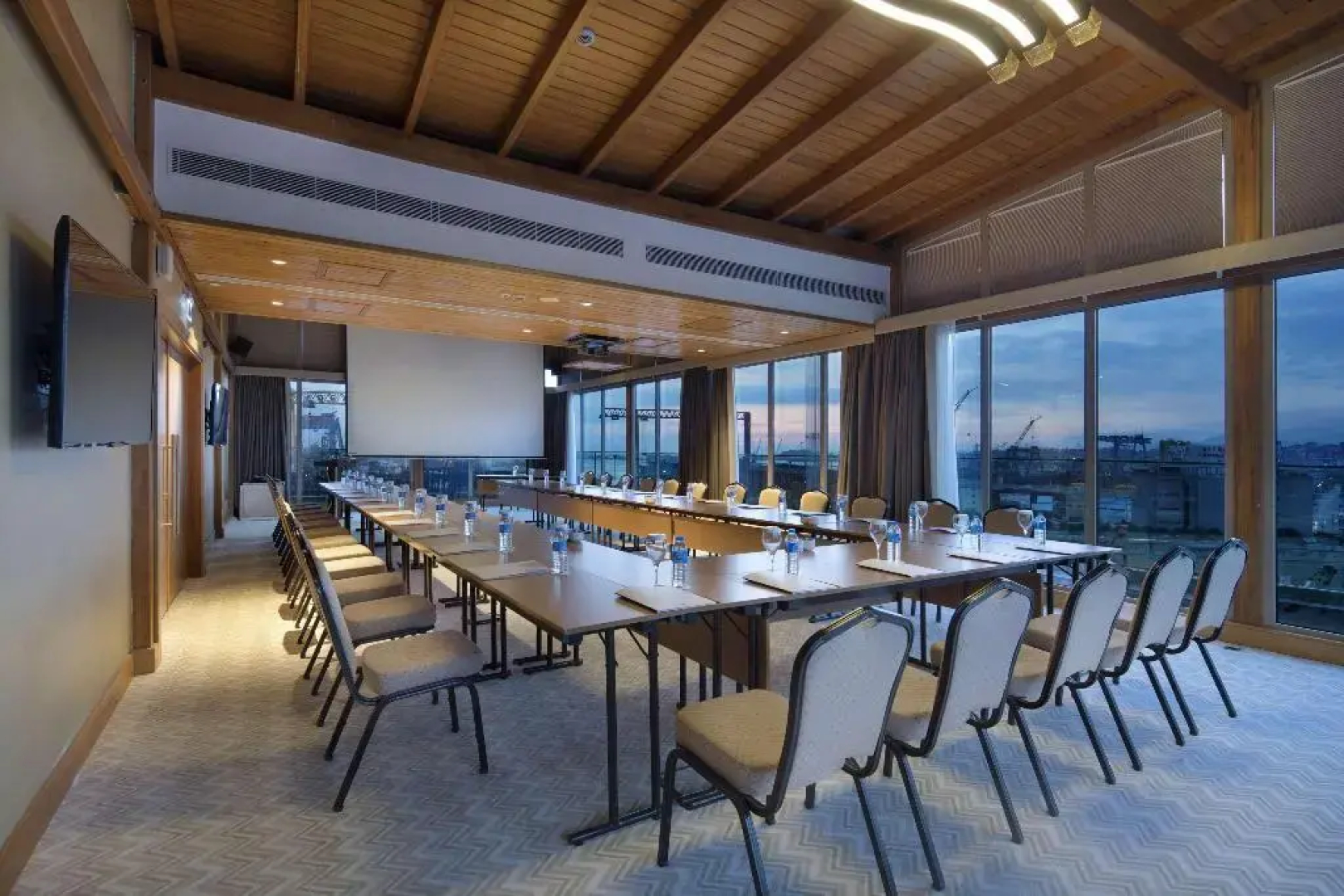 DoubleTree by Hilton Hotel Istanbul - Tuzla