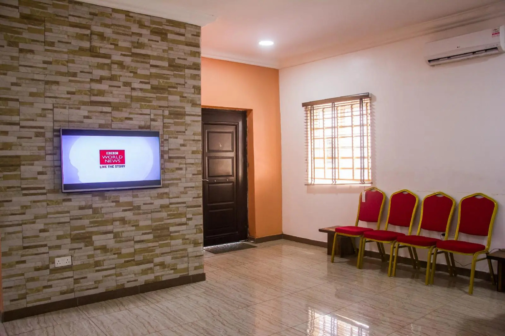 Ken Kol Apartments and Suites