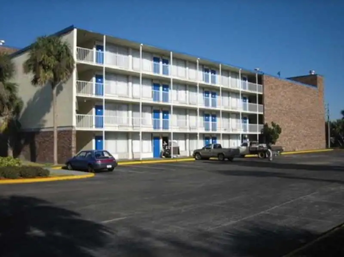 Howard Johnson Inn Heritage Park