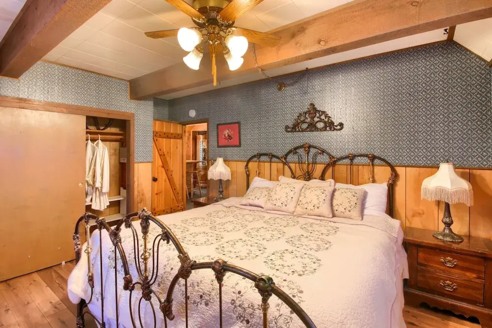 Yosemite Wonderland Chalet