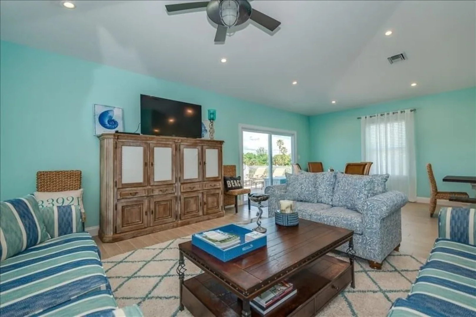 343 Gulf Blvd - 4Br Home