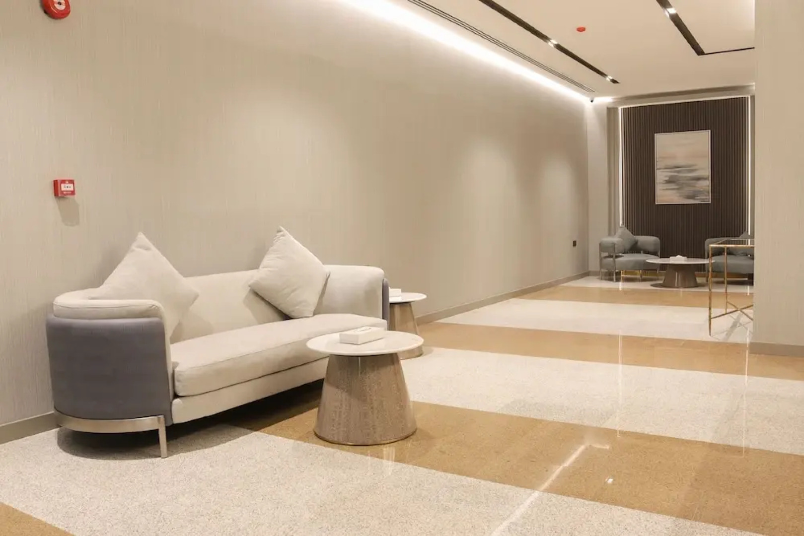 OYO 90798 Two Two Inn