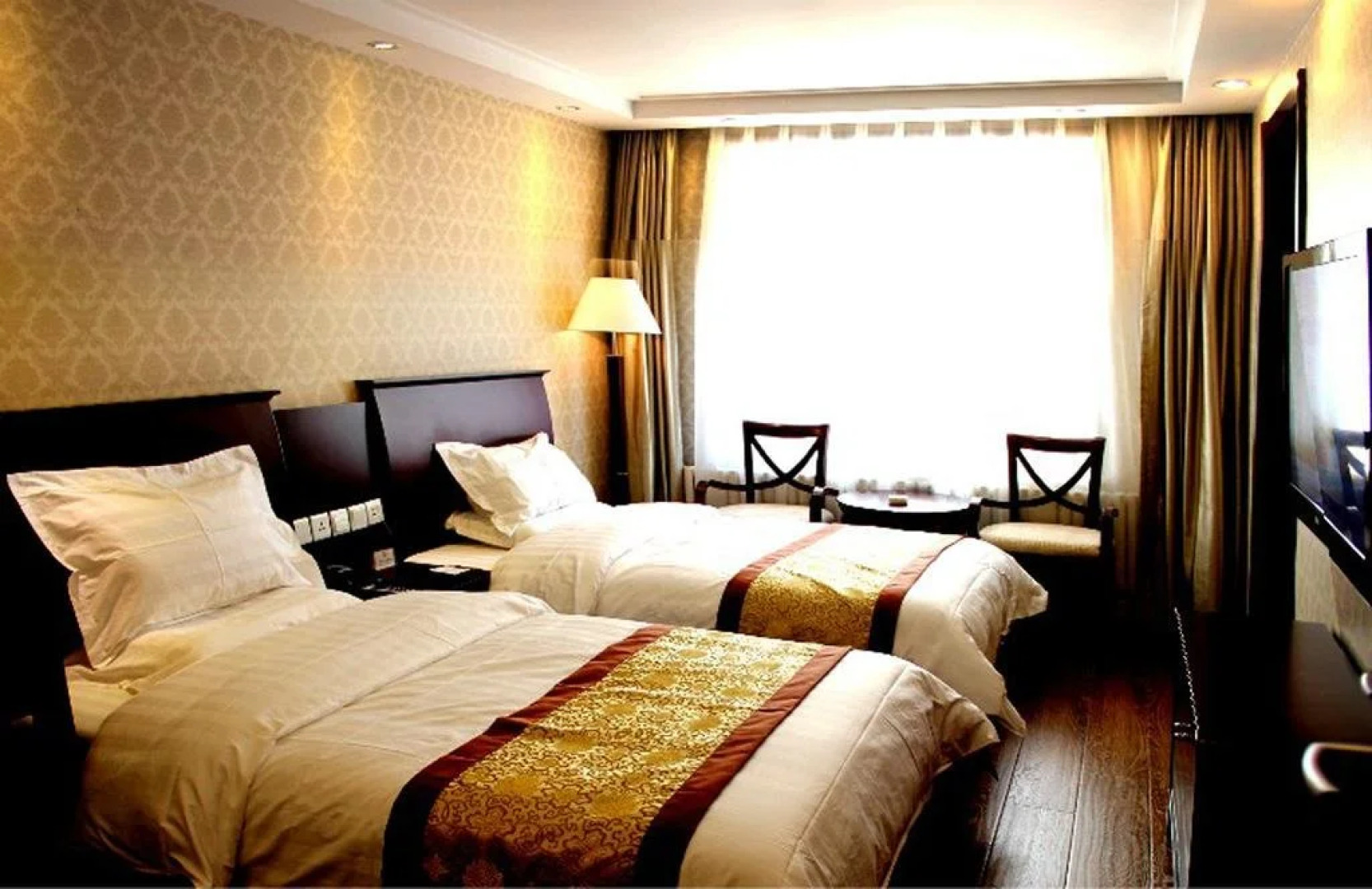 Zhongchang Building (Changchun Railway Station)