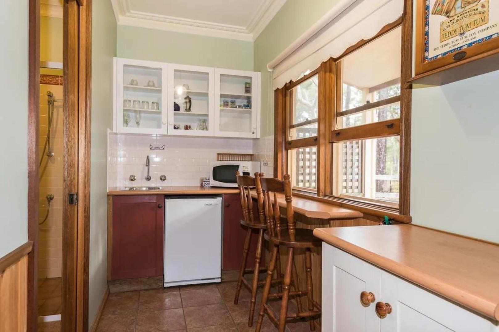 Bay and Bush, Jervis Bay