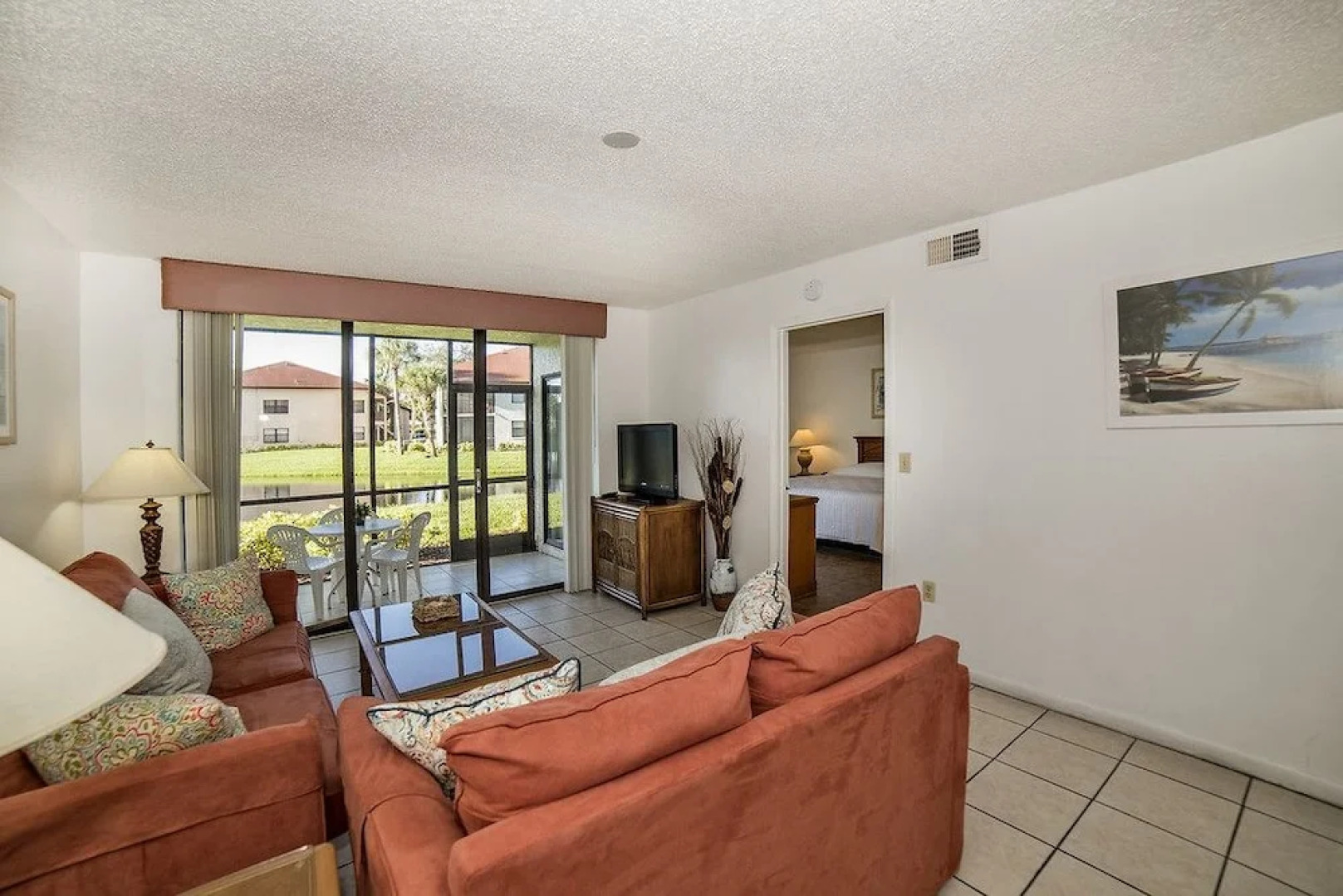 Shorewalk lakeview condo close to IMG