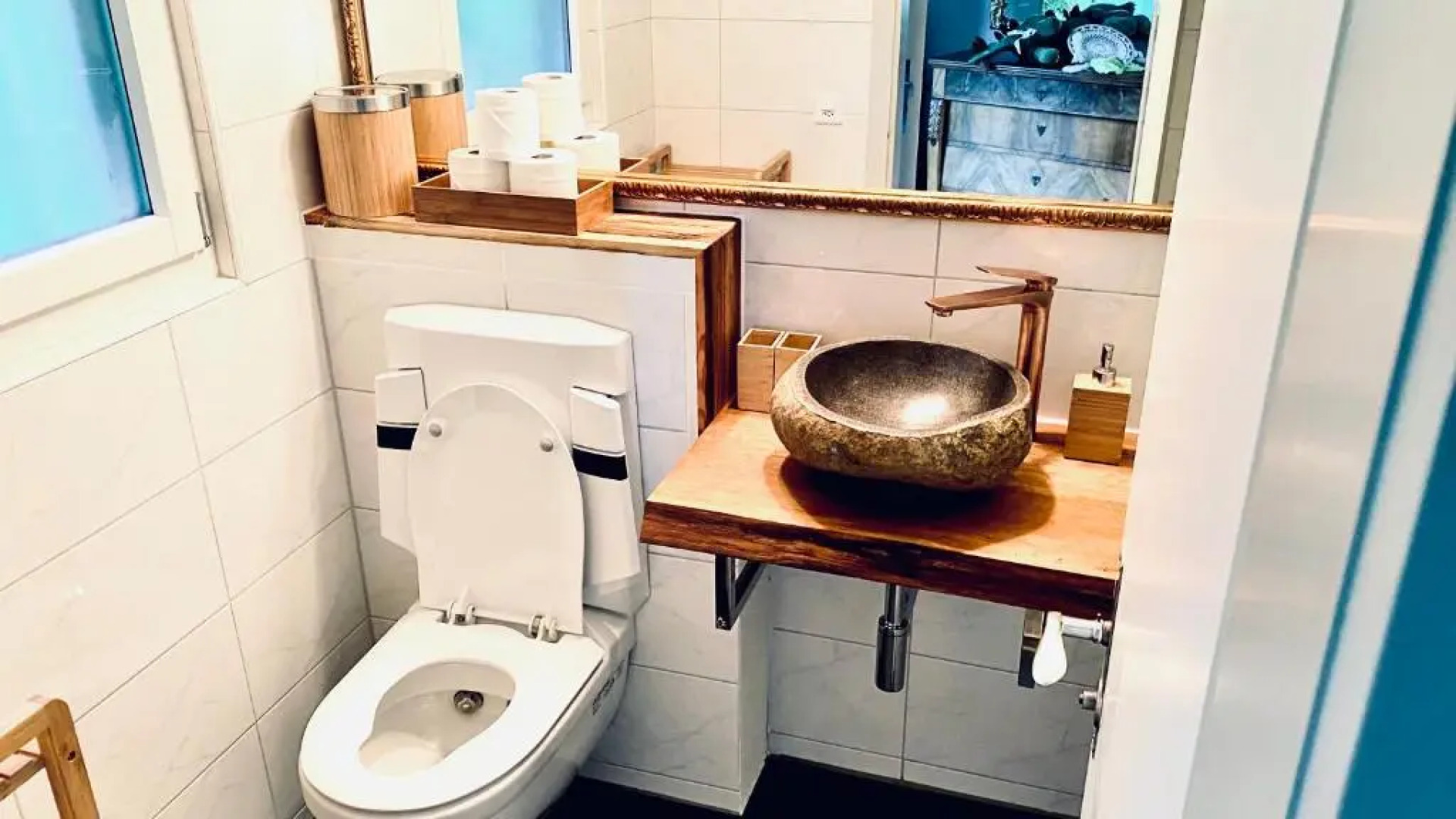 Lakeview Little House