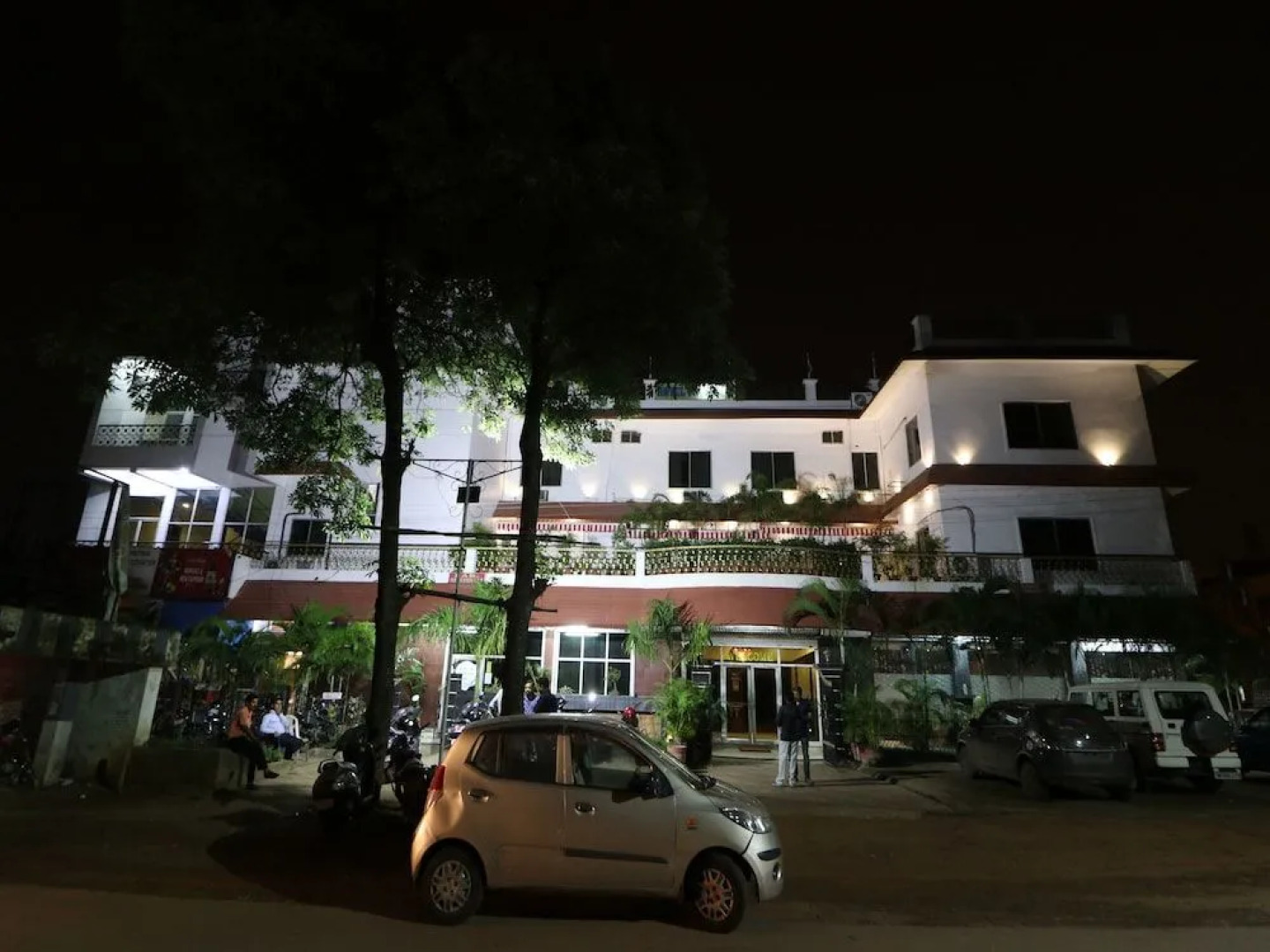 OYO 17111 Hotel Pritika