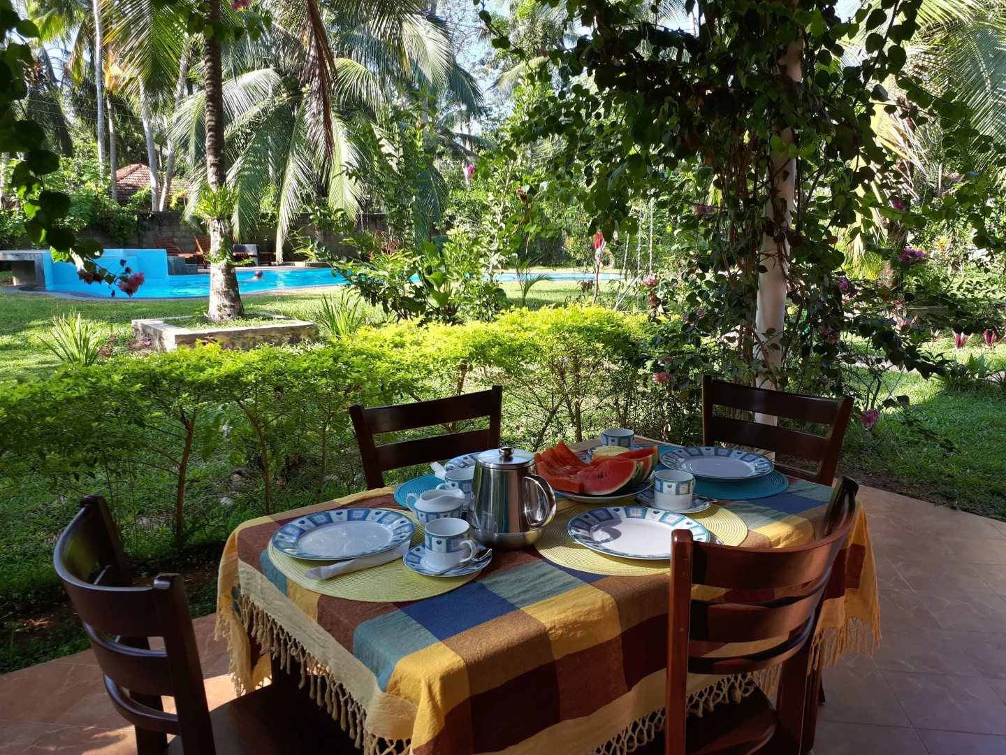 King Coconut Lodge